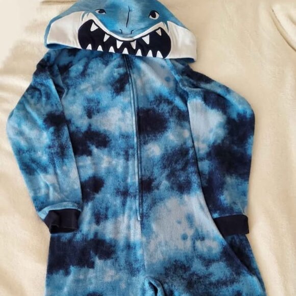 Comfy "Shark" Onesie with Zipper! Blue Tie Dye, size 7 Youth, Lightweight Fleece - Picture 4 of 6